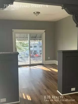 797 Boulevard St Apartment for rent in Akron, OH