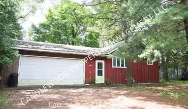 2 of 17 404 W Cedar St House for rent in Stevens Point, WI