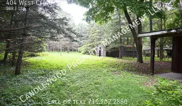 4 of 17 404 W Cedar St House for rent in Stevens Point, WI
