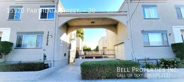 15520 Parthenia St Apartment for rent in North Hills, CA