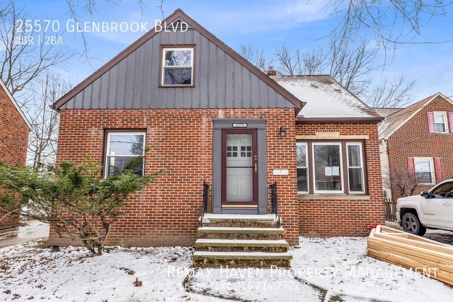 25570 Glenbrook Blvd Euclid, OH House for Rent Rentable