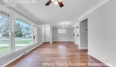 5 of 29 5745 Dunham Rd House for rent in Maple Heights, OH