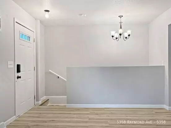 5358 Raymond Ave Apartment for rent in Mounds View, MN
