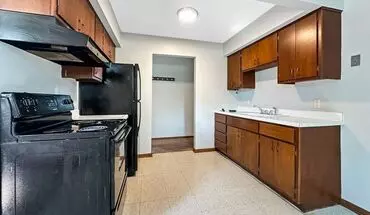 5 of 11 2050 Pike Lake Dr House for rent in New Brighton, MN