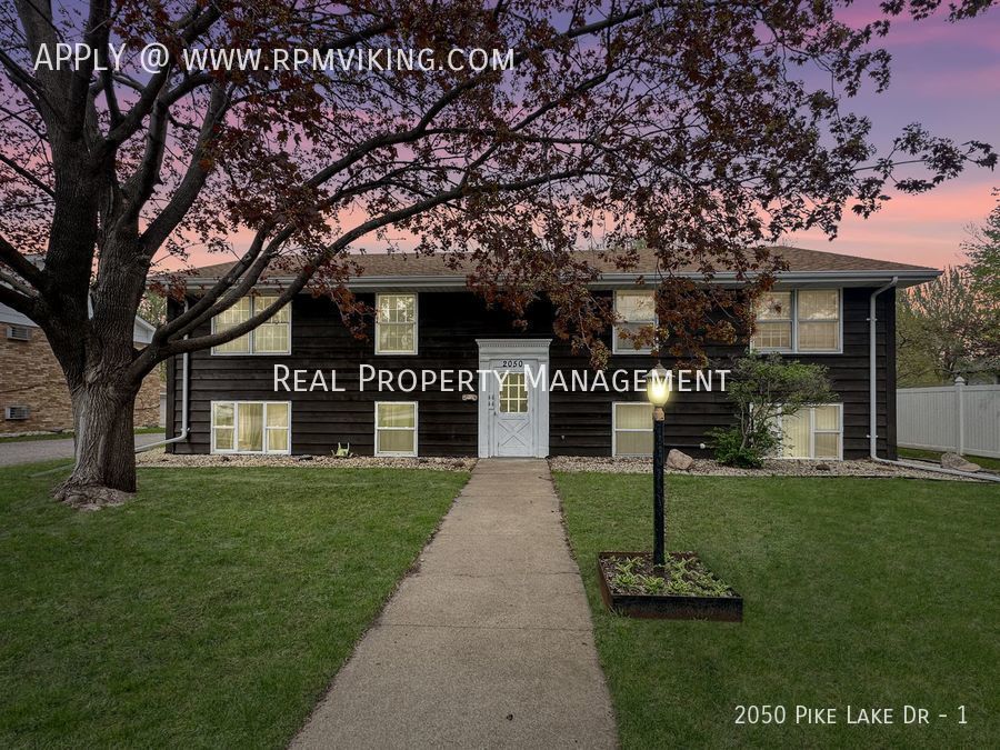 2050 Pike Lake Dr New Brighton, MN Apartment for Rent