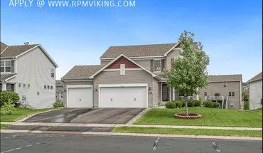 2 of 28 8035 Spring Lake Ln House for rent in Shakopee, MN