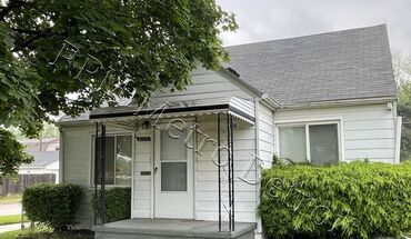 8203 Paige Ave Apartment for rent in Warren, MI