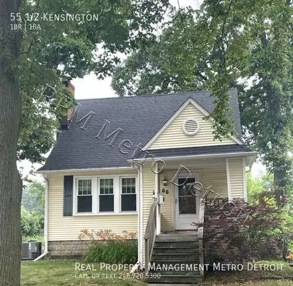 55 1/2 Kensington Apartment for rent in Pleasant Ridge, MI