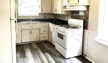 5 of 18 32851 Linderman House for rent in Warren, MI