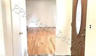 2 of 18 32851 Linderman House for rent in Warren, MI