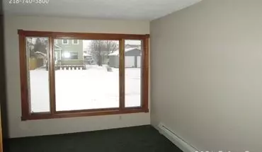 3 of 9 2024 E 6Th St House for rent in Superior, WI