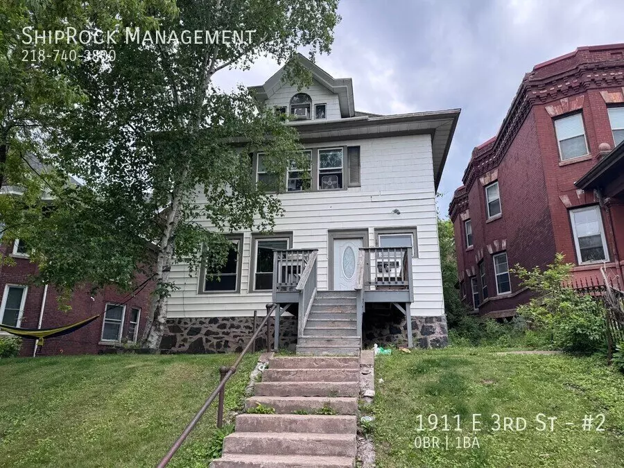 1911 E 3Rd St Apartment for rent in Duluth, MN