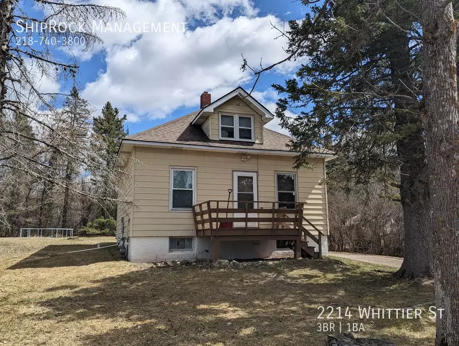 2214 Whittier St Apartment for rent in Duluth, MN