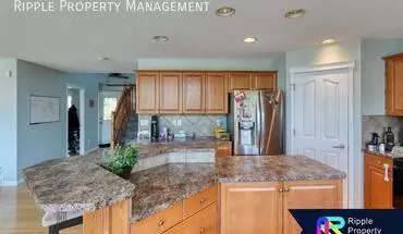 2 of 33 75 Cougarstone Way SW House for rent in Calgary, AB