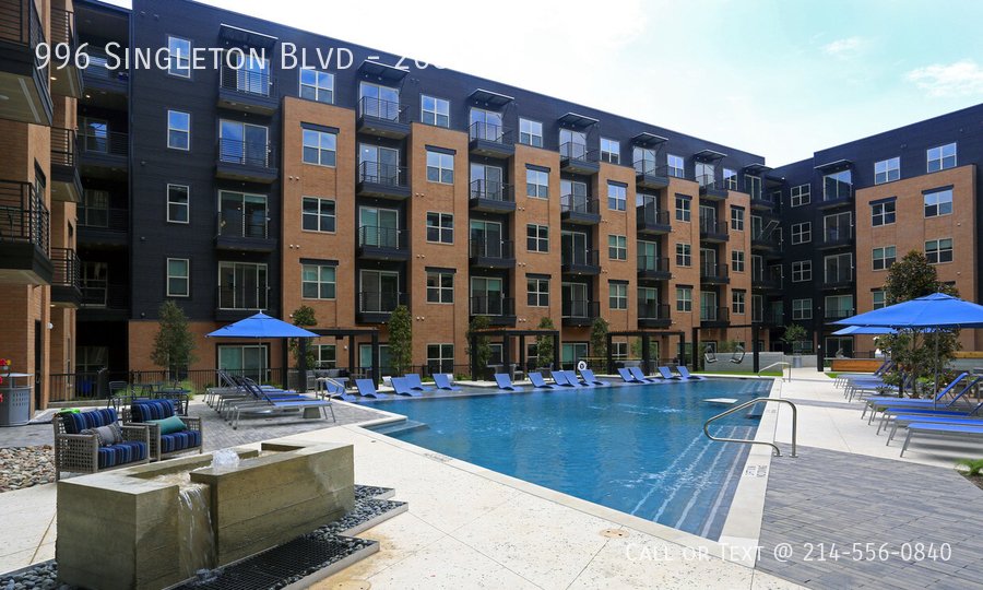 996 Singleton Blvd Dallas, TX Apartment for Rent