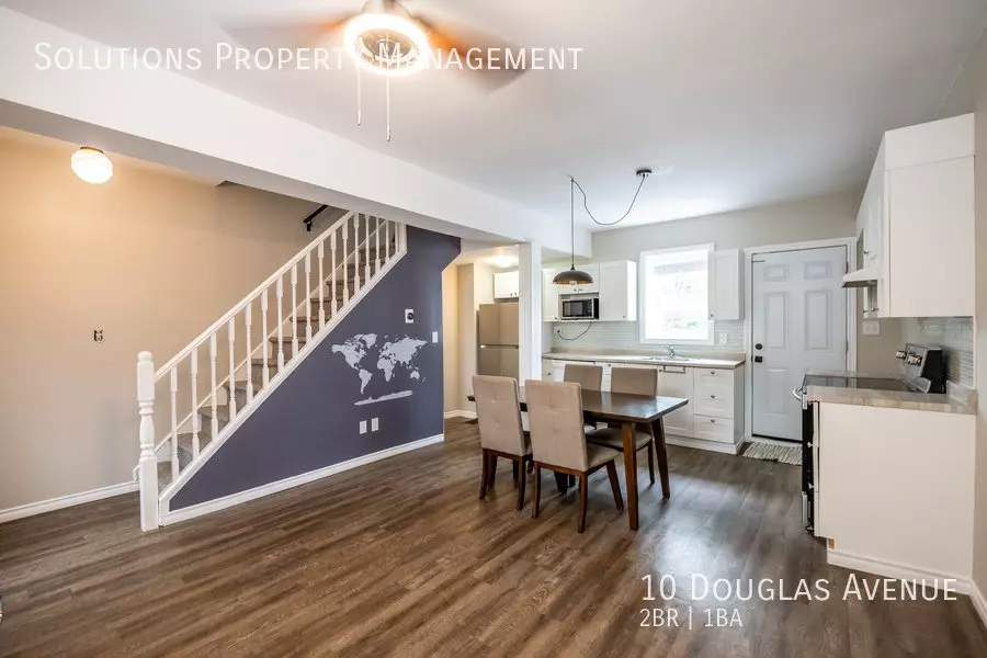 10 Douglas Ave House for rent in Hamilton, ON