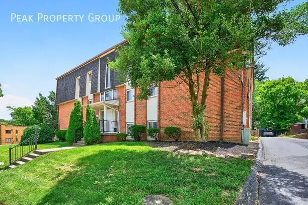 6416 Montgomery Rd Apartment for rent in Cincinnati, OH