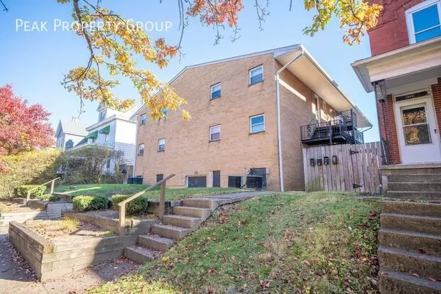 1236 Indianola Ave Apartment for rent in Columbus, OH