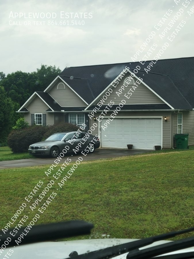34 Rosewood Ter Spartanburg, SC House for Rent Rentable
