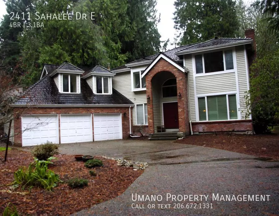 2411 Sahalee Dr E House for rent in Sammamish, WA