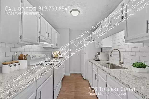 405 Tolbert Ct Apartment for rent in Spring Lake, NC