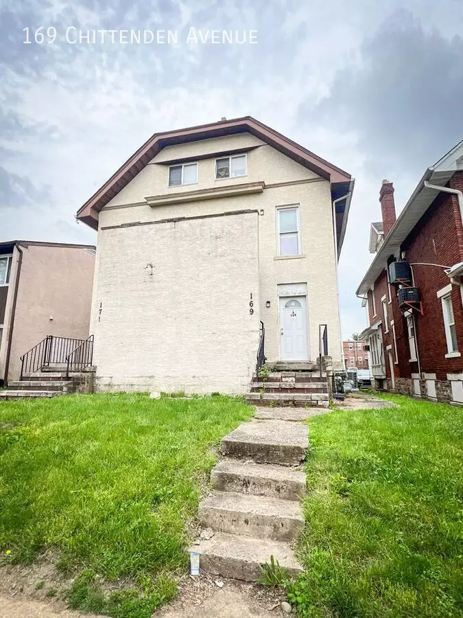 169 Chittenden Ave Apartment for rent in Columbus, OH