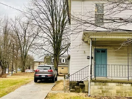 67 Fair Ave Apartment for rent in Delaware, OH