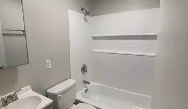 5 of 10 438 E 14th Ave Apartment for rent in Columbus, OH
