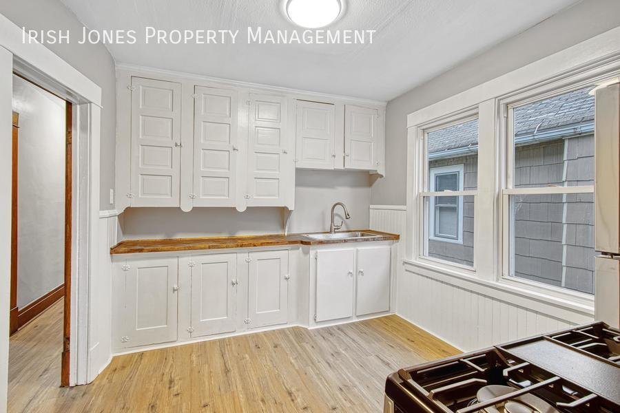 24 Salem St Buffalo, NY Apartment for Rent Rentable