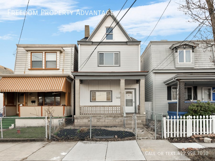 2422 Cobden St S Pittsburgh, PA House for Rent Rentable