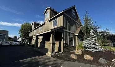 3 of 21 1644 NE Lotus Dr Apartment for rent in Bend, OR