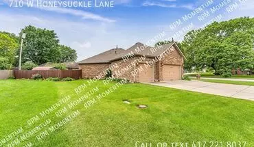 4 of 37 710 W Honeysuckle Ln House for rent in Nixa, MO