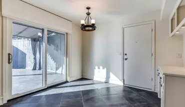 5 of 30 10515 Berry Knl House for rent in Dallas, TX
