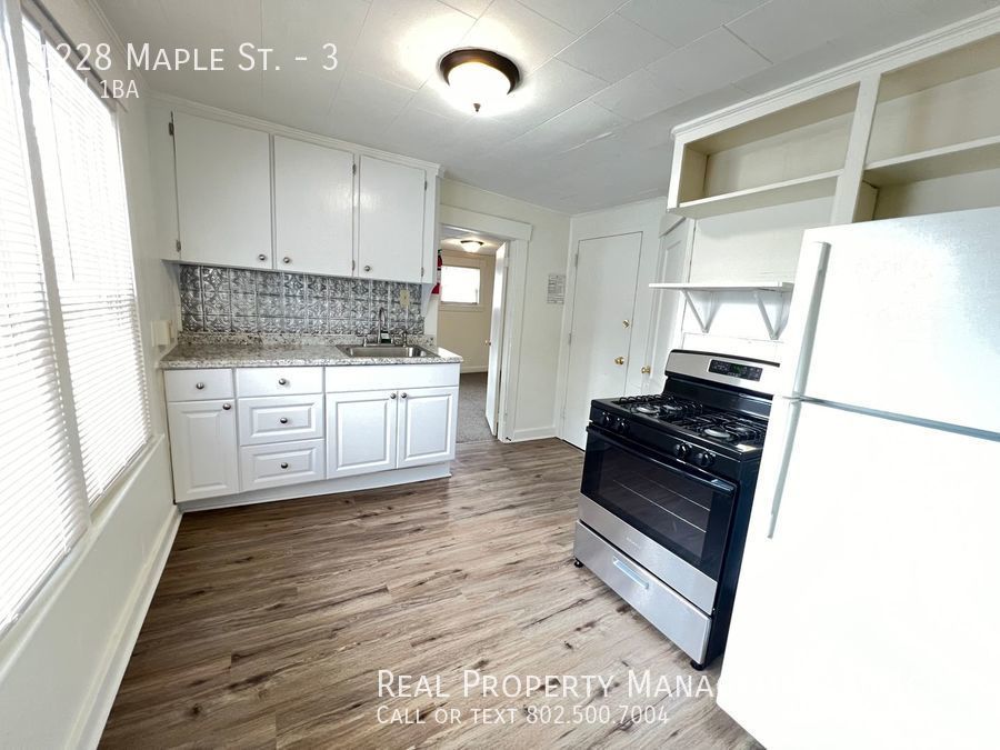 1228 Maple St White River Jct, VT Apartment for Rent