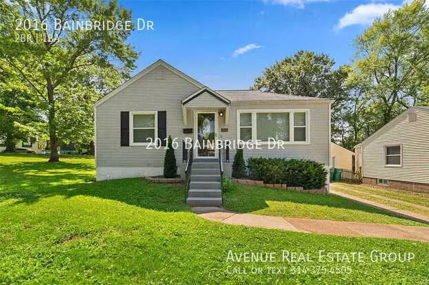 2016 Bainbridge Dr Apartment for rent in St Louis, MO