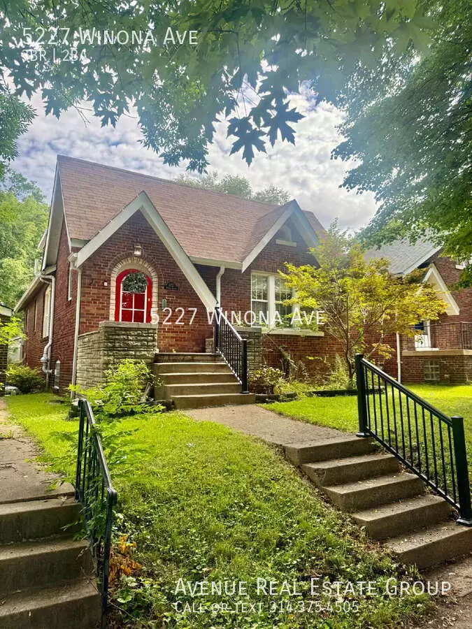 5227 Winona Ave House for rent in St Louis, MO