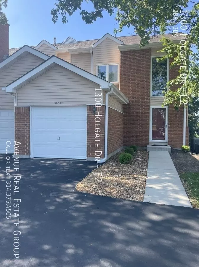1300 Holgate Dr House for rent in Ballwin, MO