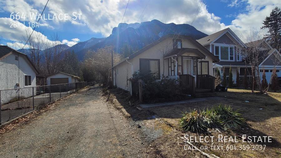 664 Wallace St Hope, BC House for Rent Rentable