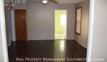 3 of 13 302 S 4Th St House for rent in Niles, MI