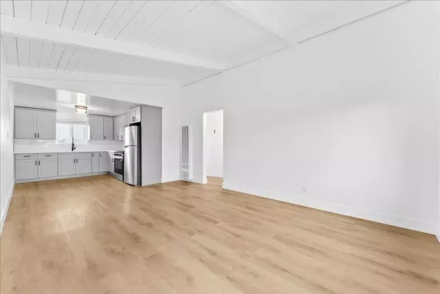 12629-12635 Truro Ave Apartment for rent in Hawthorne, CA
