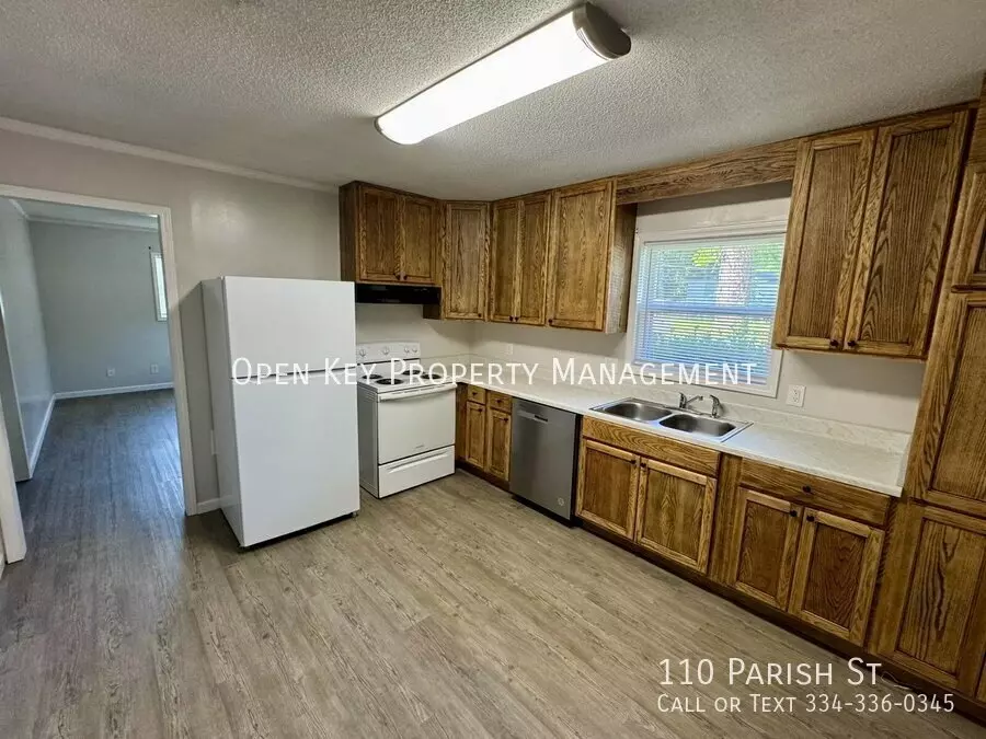 110 Parish St House for rent in Dothan, AL