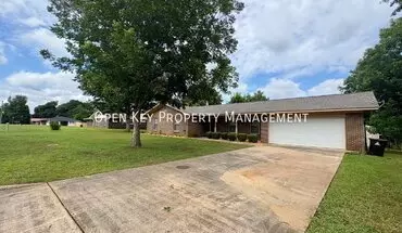 3 of 21 203 Coral Way House for rent in Enterprise, AL
