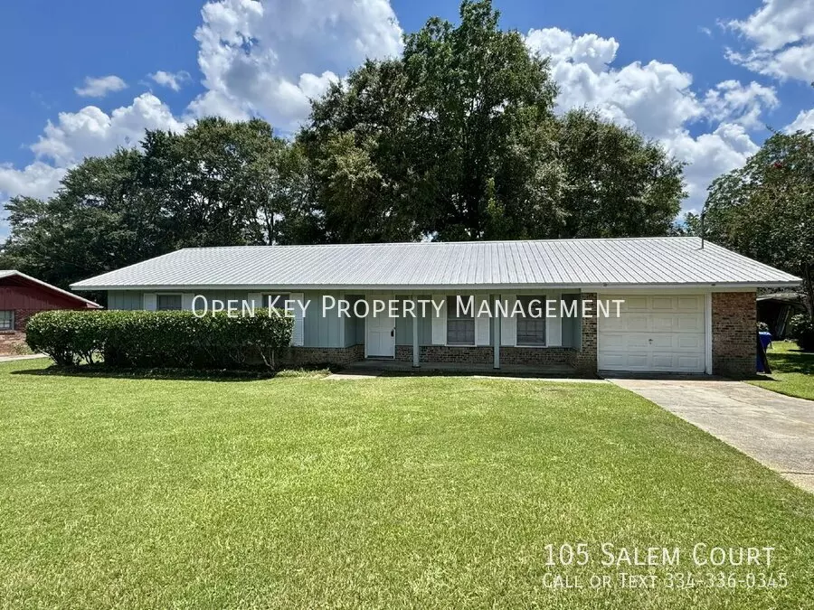 105 Salem Ct House for rent in Dothan, AL