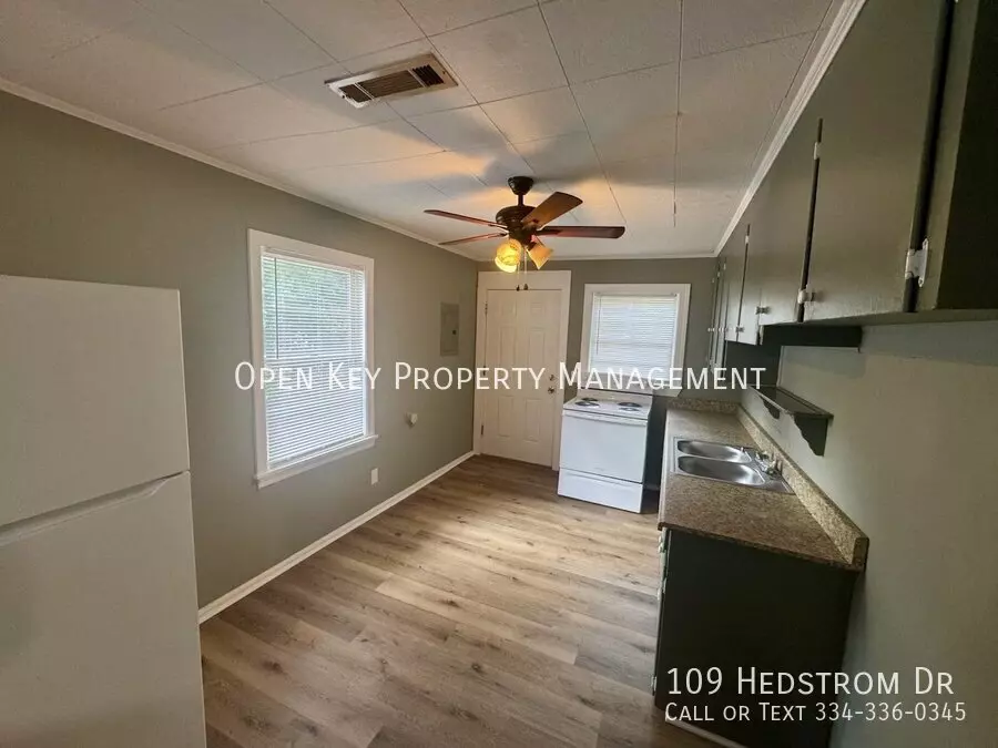 109 Hedstrom Dr House for rent in Dothan, AL