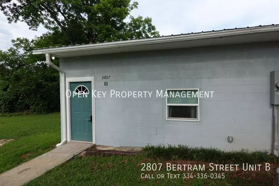 2807 Bertram St Unit B Apartment for rent in Marianna, FL