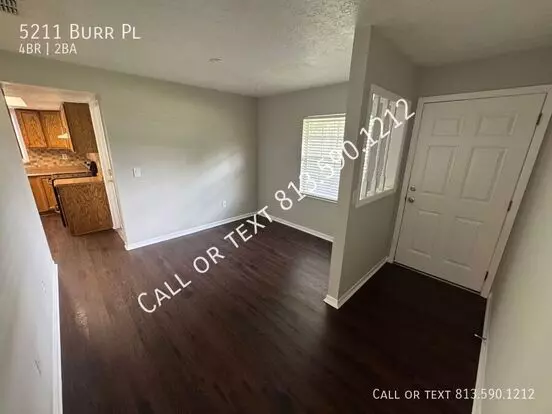5211 Burr Pl Apartment for rent in Seffner, FL
