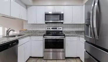 2 of 30 5272 Wright Way E House for rent in West Bloomfield, MI