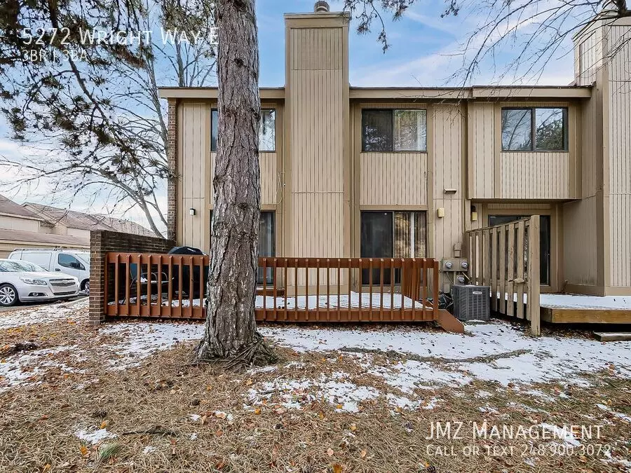 5272 Wright Way E House for rent in West Bloomfield, MI