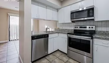 3 of 30 5272 Wright Way E House for rent in West Bloomfield, MI
