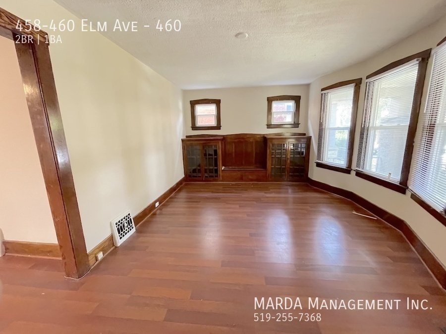 458460 Elm Ave Windsor, ON Apartment for Rent Rentable